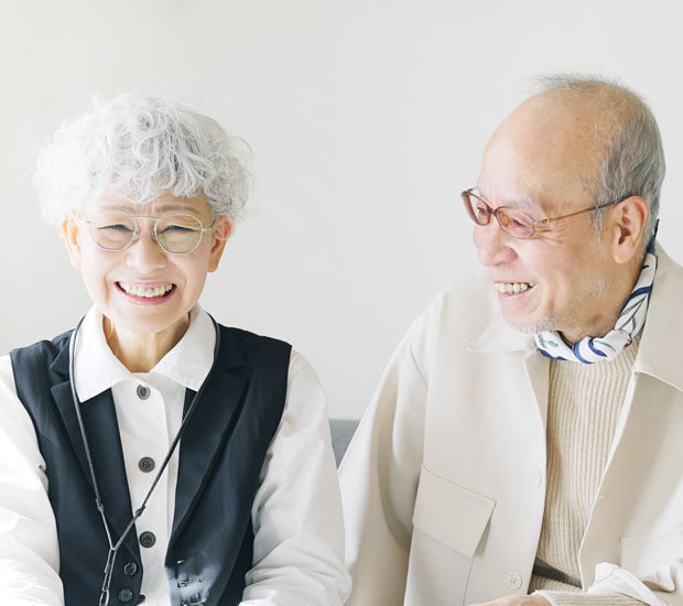 Rosenberg Dentures and Partial Dentures