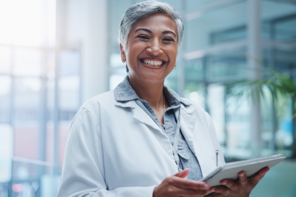 What To Expect When Visiting An Emergency Dentist: A Patient’s Framework