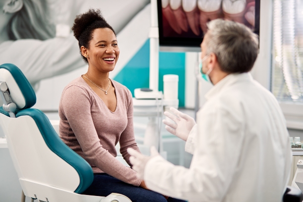 How An Emergency Dentist Can Help Stop A Toothache