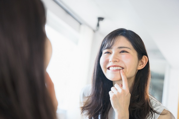 How To Find A Smile Makeover Dentist