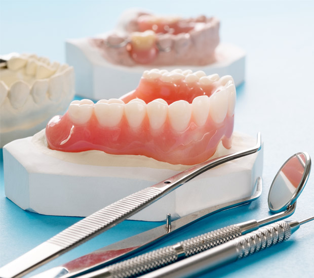 Rosenberg What to Expect When Getting Dentures